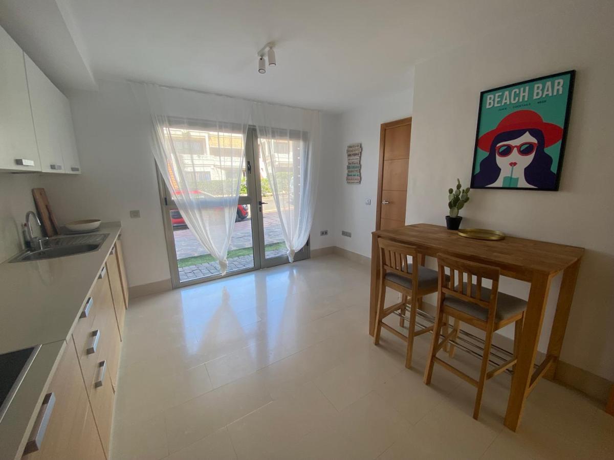 Sun Bay Villas Apartment Σαν Μιγκέλ ντε Αμπόνα Εξωτερικό φωτογραφία
